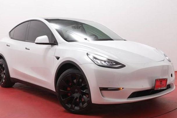 TESLA MODEL Y 2022 7SAYGDEF5NF466974 image